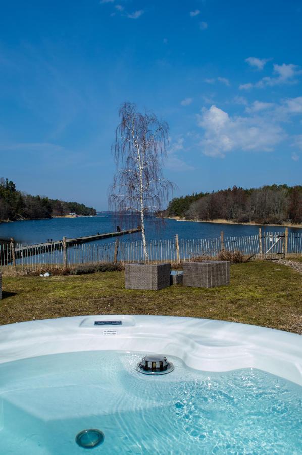 Hotel Skeviks Gard Gustavsberg Esterno foto